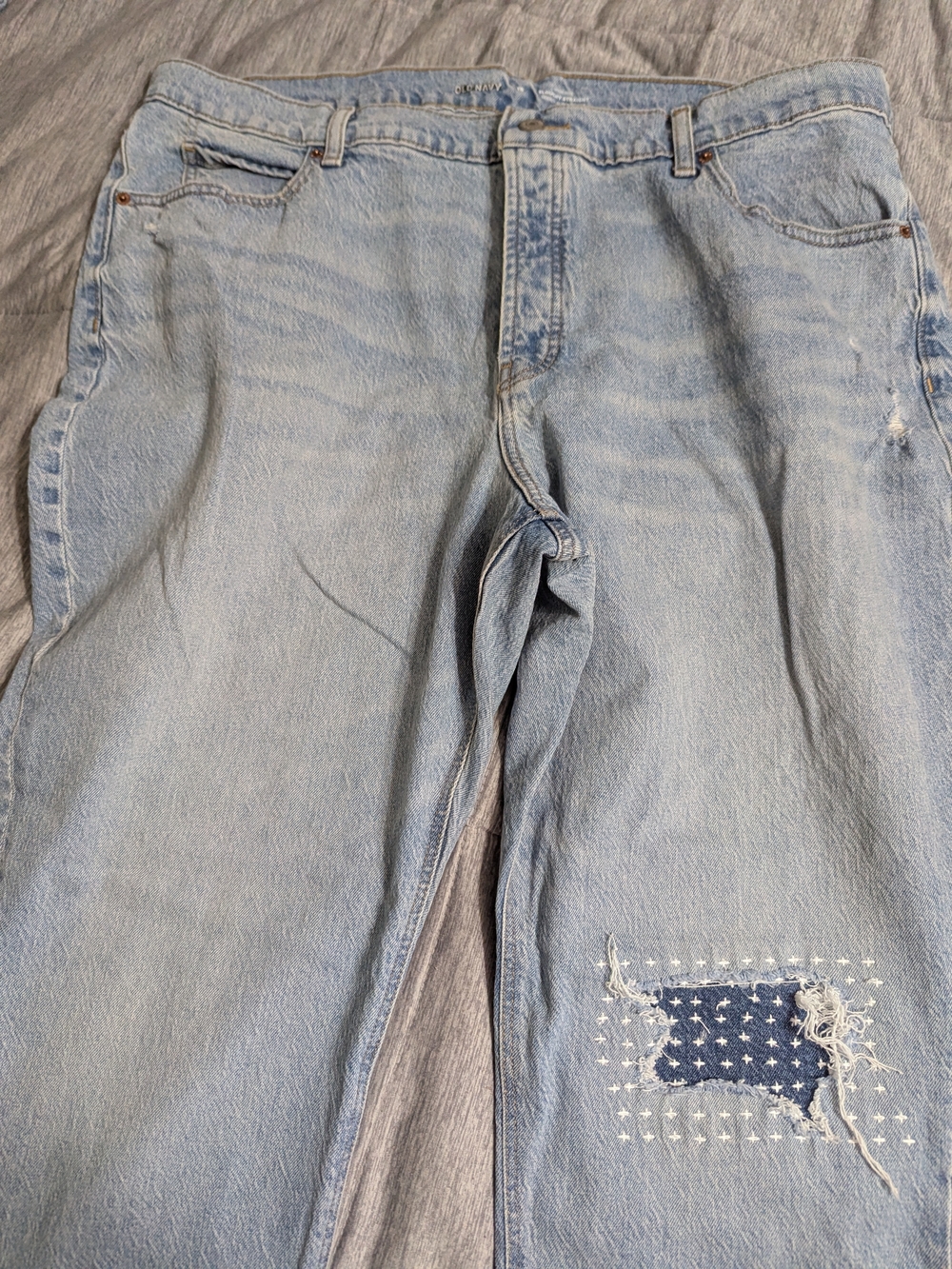 Old Navy Light Blue Relaxed Women's Jeans with Star Patch